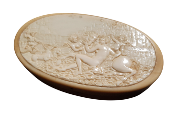 The horses of Poseidon and Amphitrite, 18th-century snuffbox