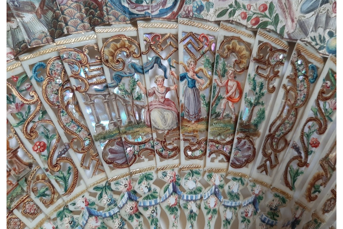 Hunting, fan imitating the 18th century