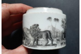 Pommade du Lion, Gellé Frères perfumer, Paris circa 1830