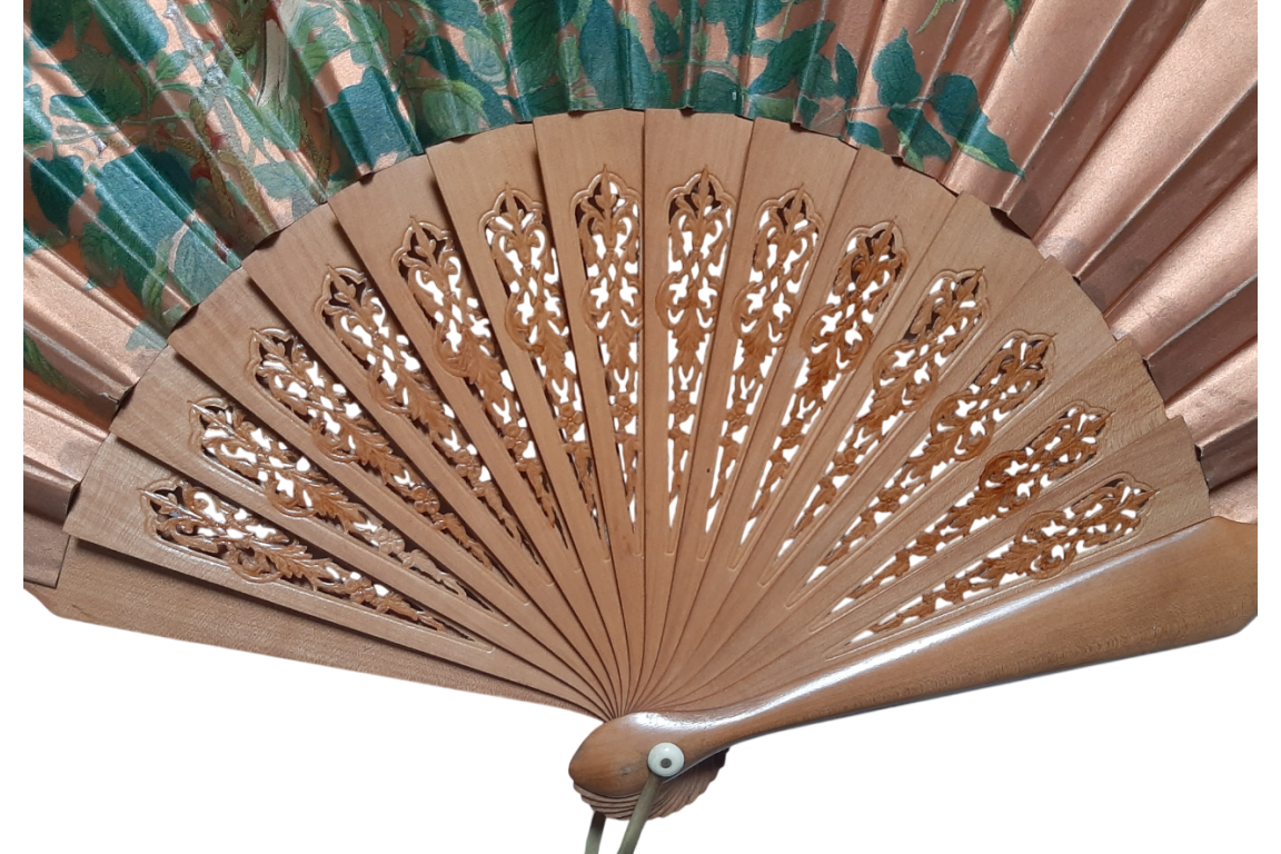 Oiseaux et insectes, éventail fin XIXe siècle