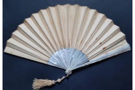 Small chickadees, late 19th century fan