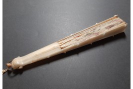 Petites mésanges, éventail fin XIXe siècle