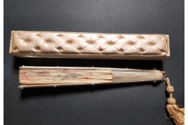 Small chickadees, late 19th century fan