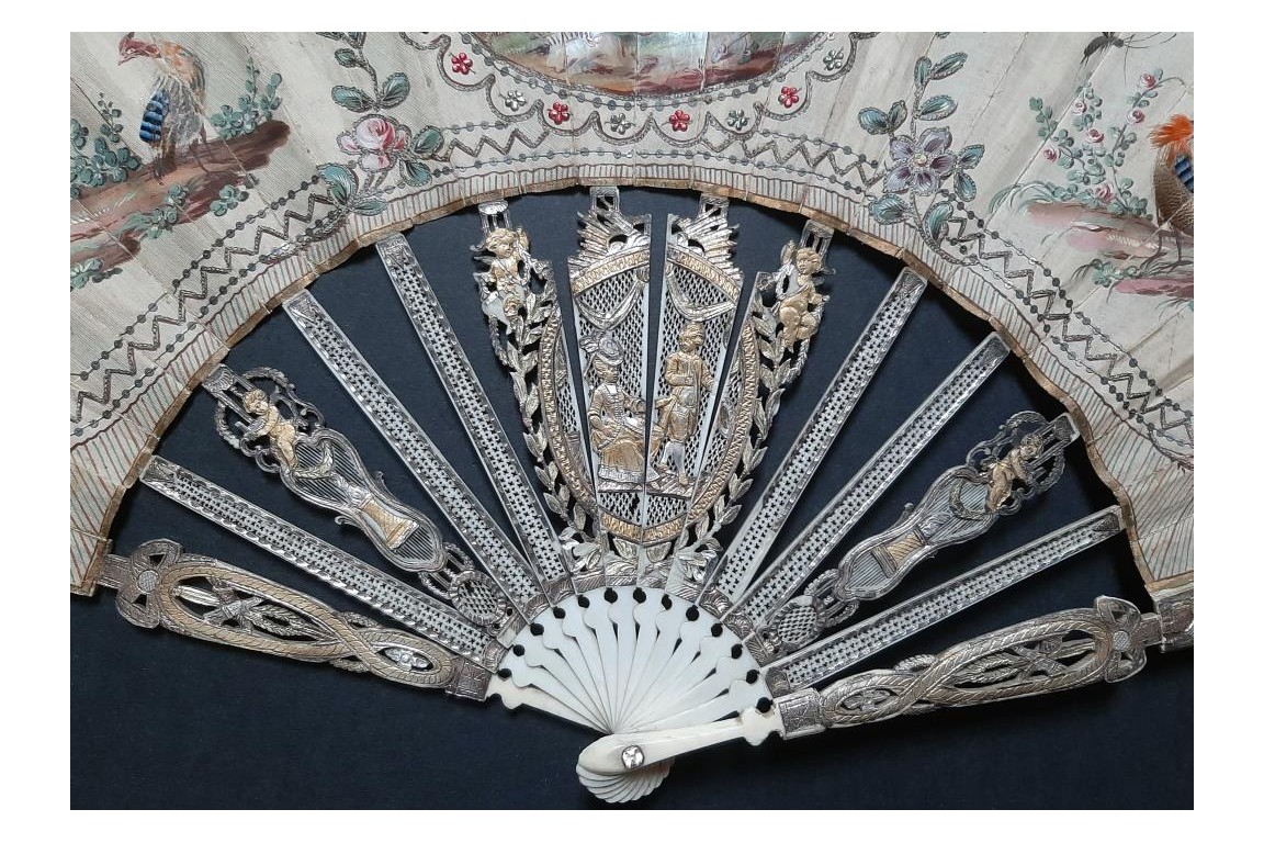 Nice birds, fan circa 1775