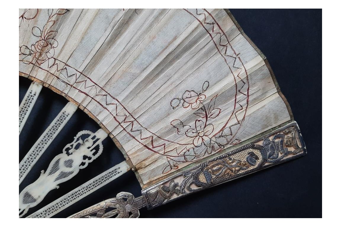 Nice birds, fan circa 1775