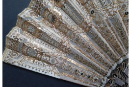 Butterflies of light, Creuzy fan circa 1900