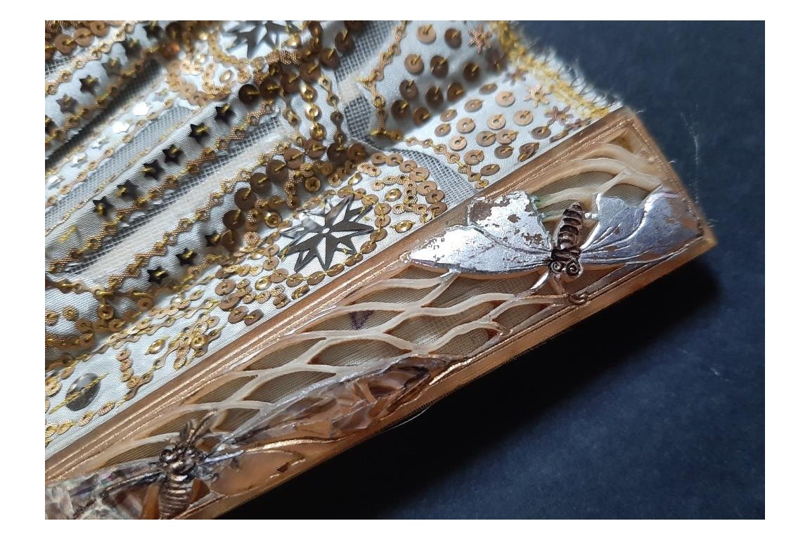 Papillons de lumière, éventail de Creuzy vers 1900