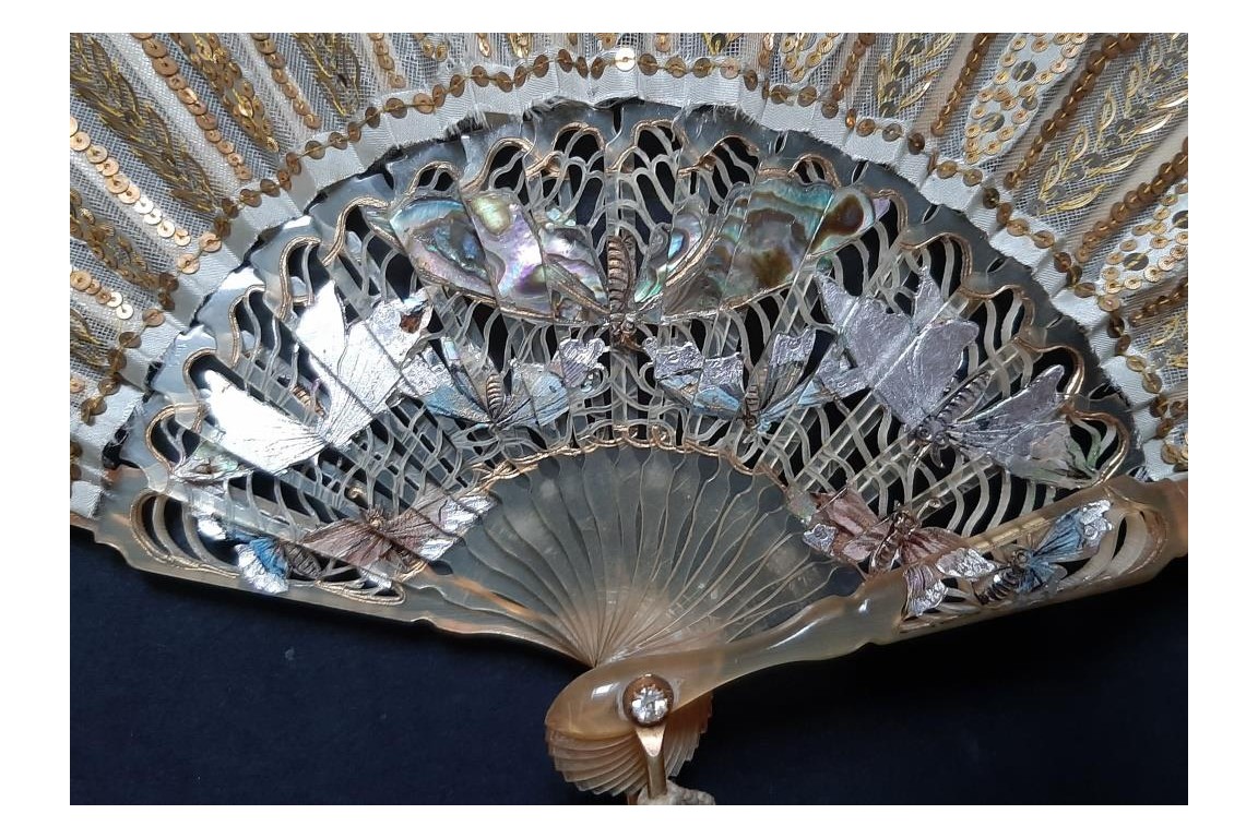 Butterflies of light, Creuzy fan circa 1900