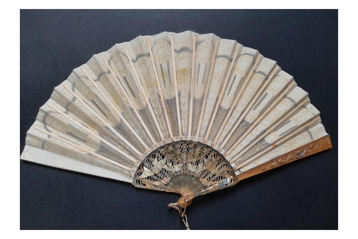 Butterflies of light, Creuzy fan circa 1900