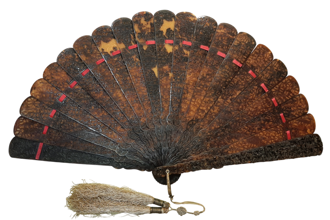 Chinese tortoisehell, 19th century fan