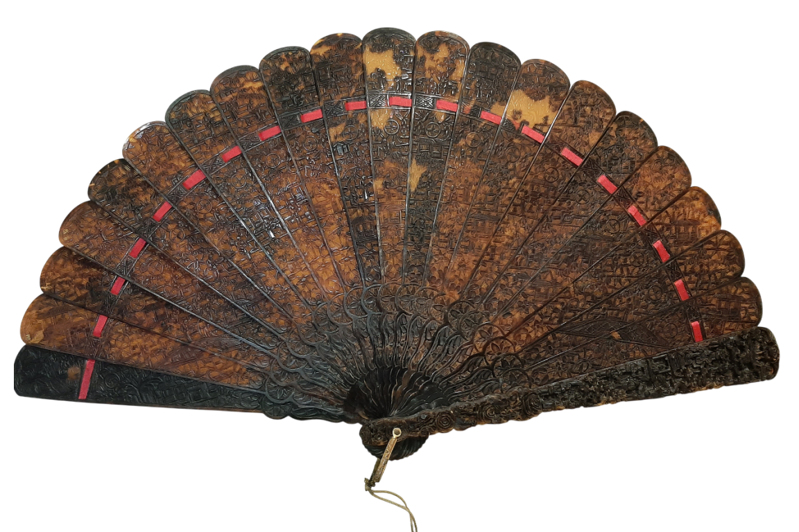 Chinese tortoisehell, 19th century fan