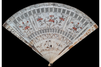 Red flowers, fa,  from China, circa 1700