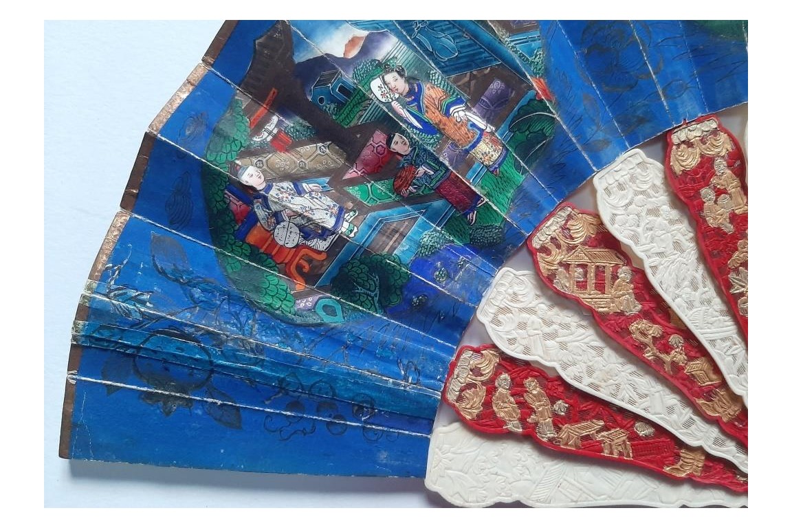 Red fox, 19th century Chinese fan, for child ?