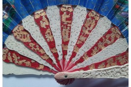 Red fox, 19th century Chinese fan, for child ?