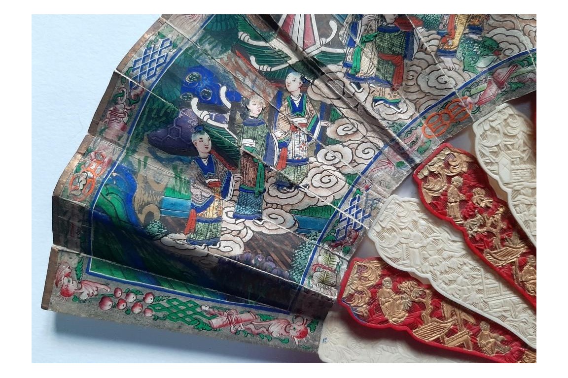 Red fox, 19th century Chinese fan, for child ?