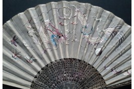 Dragon, fan from China, 19th century