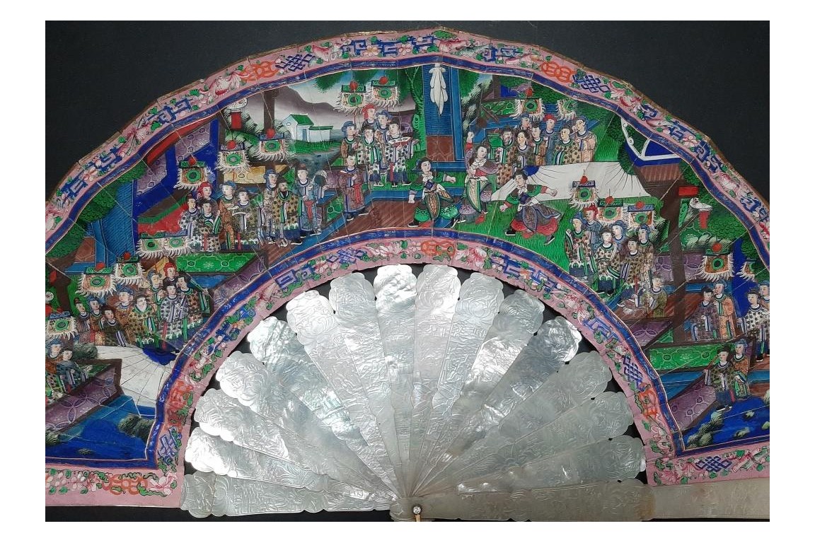 Nacre de Canton, éventail chinois XIXe siècle