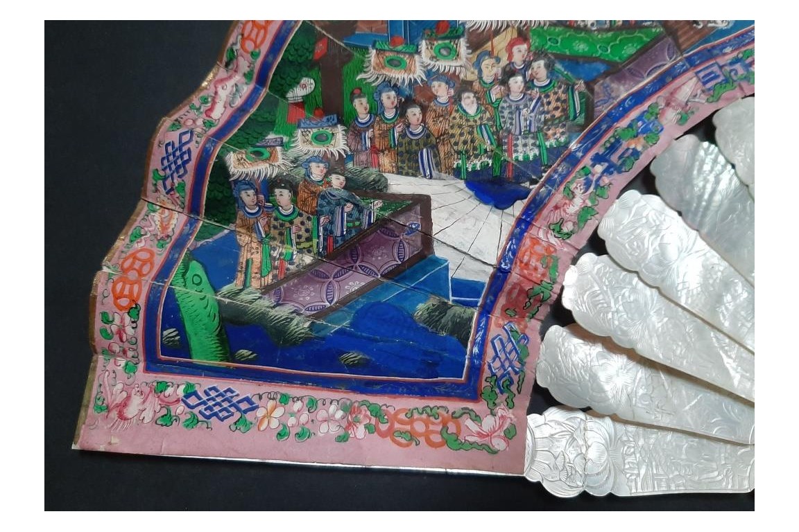 Mother of pearl, Chinese fan from Canton, 19th century