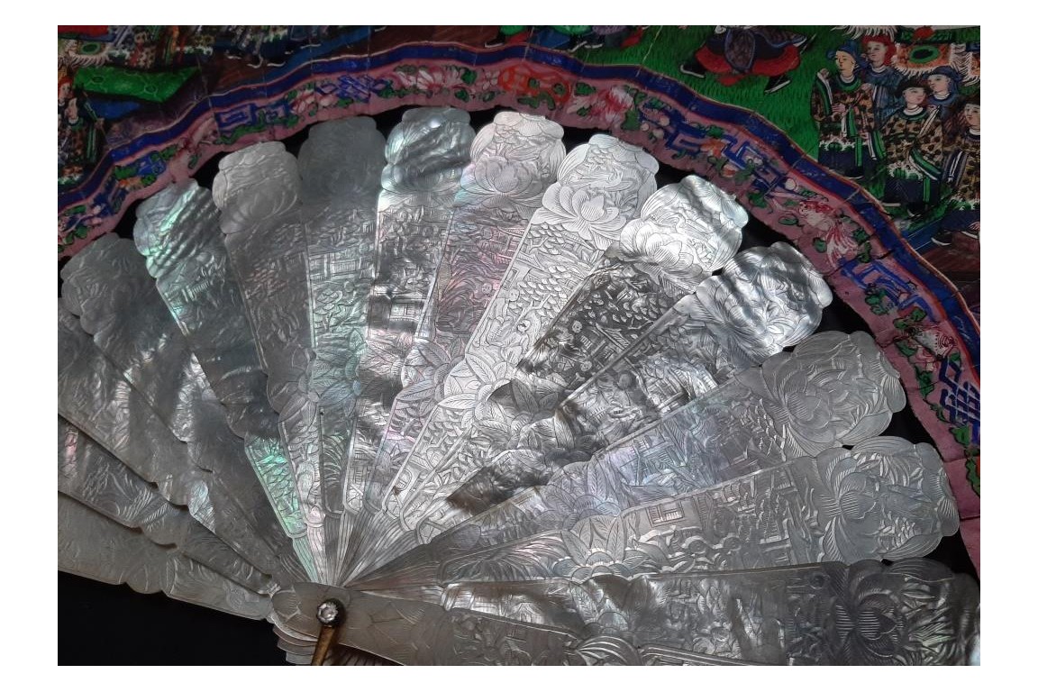 Mother of pearl, Chinese fan from Canton, 19th century