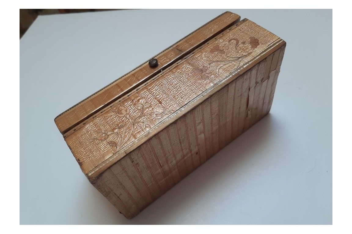 Métier à broder, fin XVIII ou début XIXe siècle