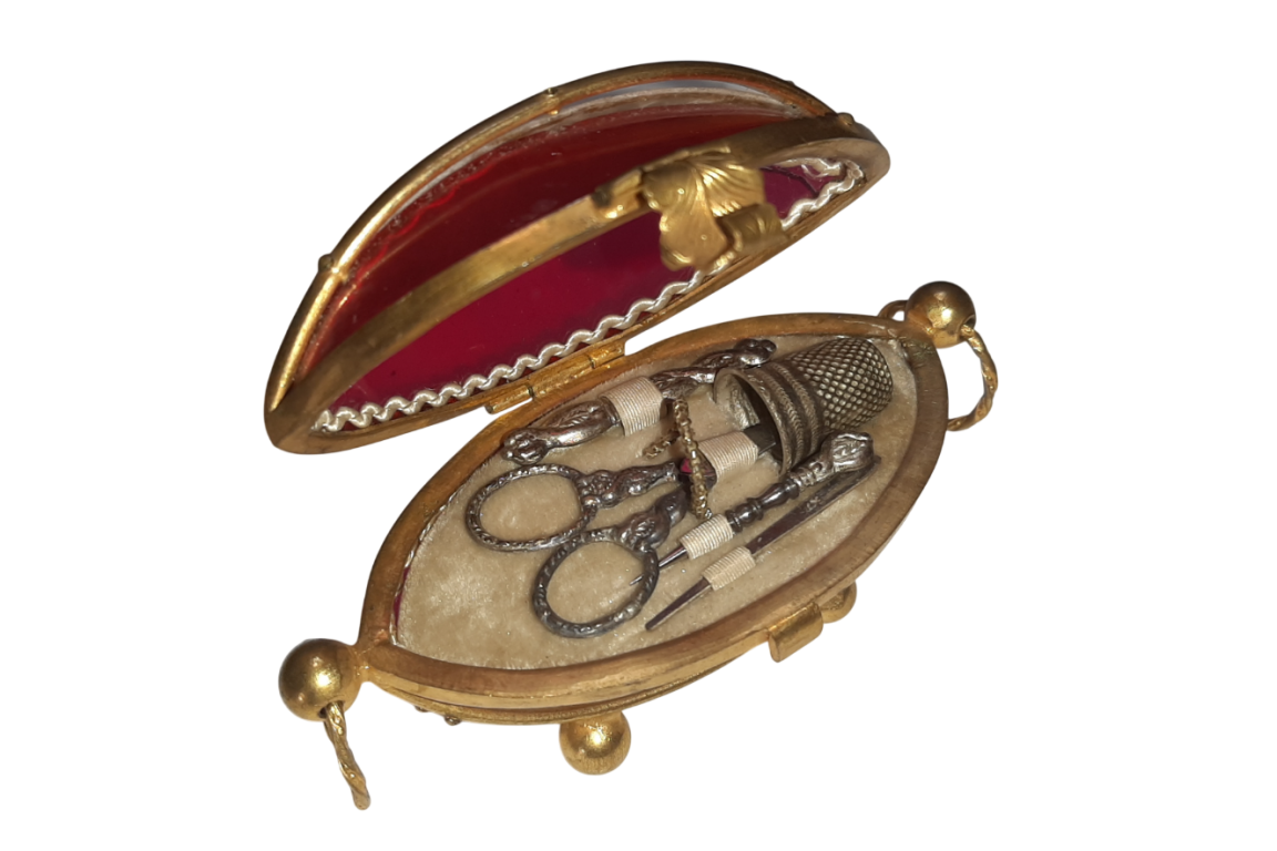 Small sewing kit, period Napoleon III