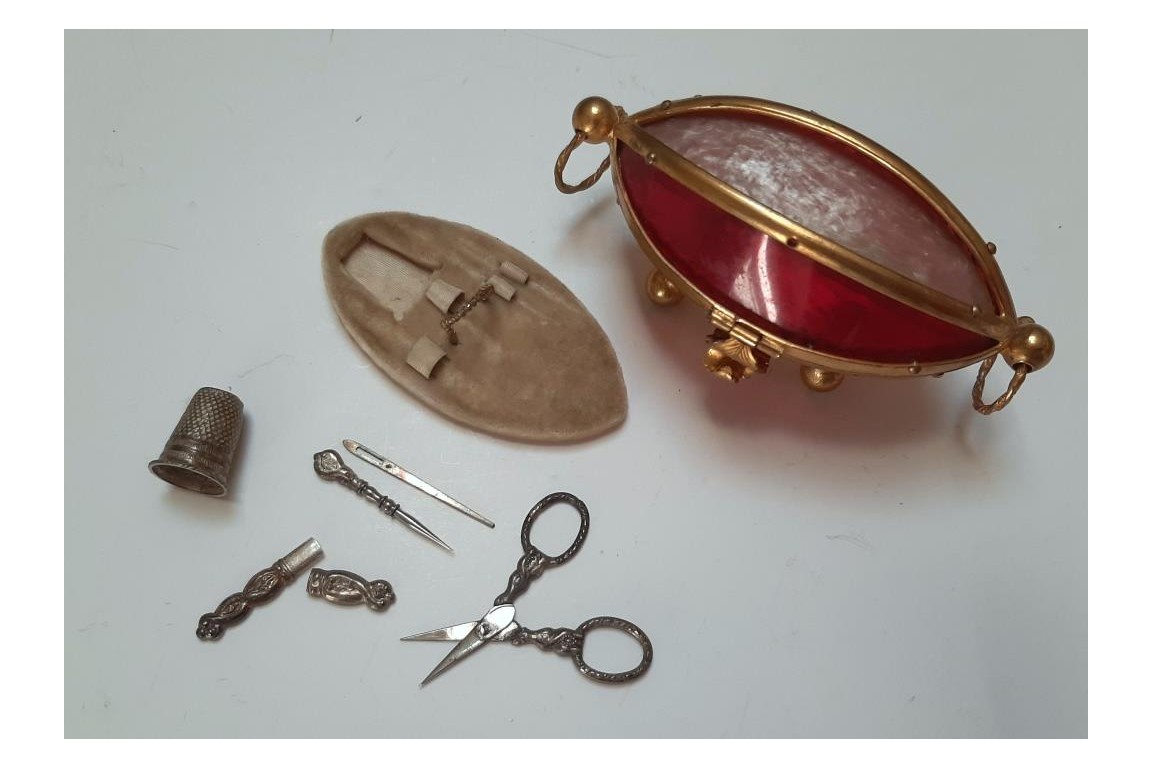 Small sewing kit, period Napoleon III