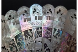 Fleurs de nacre, éventail fin XIXème siècle