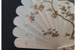 Oiseaux du Japon, éventail vers 1900