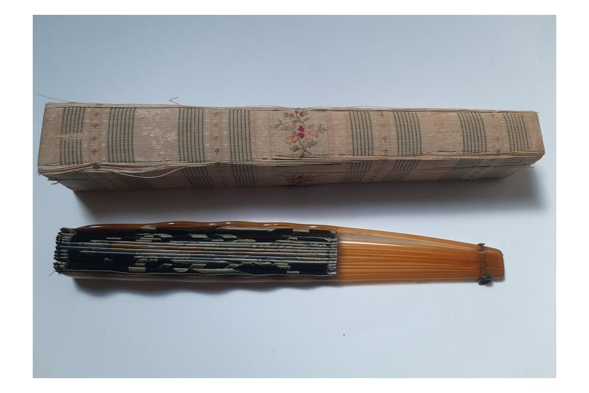 Duvelleroy, mistletoe Beauty. Fan in the style of Mucha, Art Nouveau period