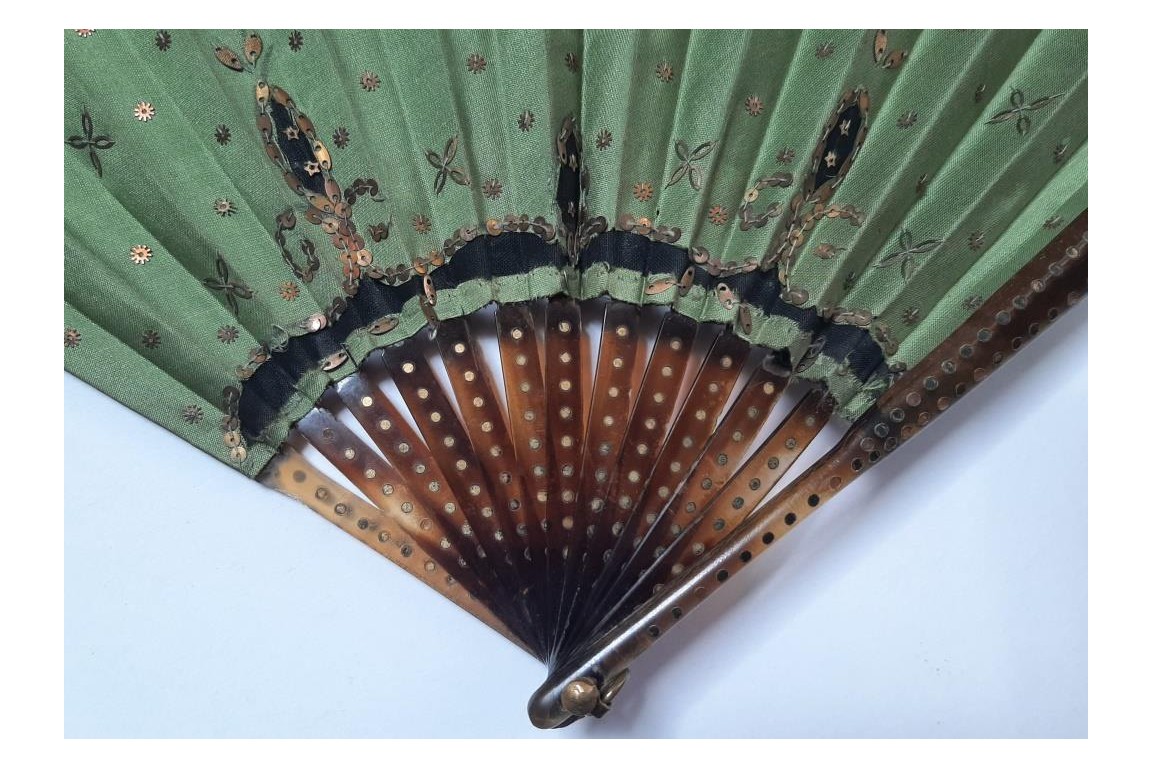 Duvelleroy, revival Empire. Fan circa 1900