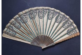 Duvelleroy, l'Empire revisité. Éventails vers 1900