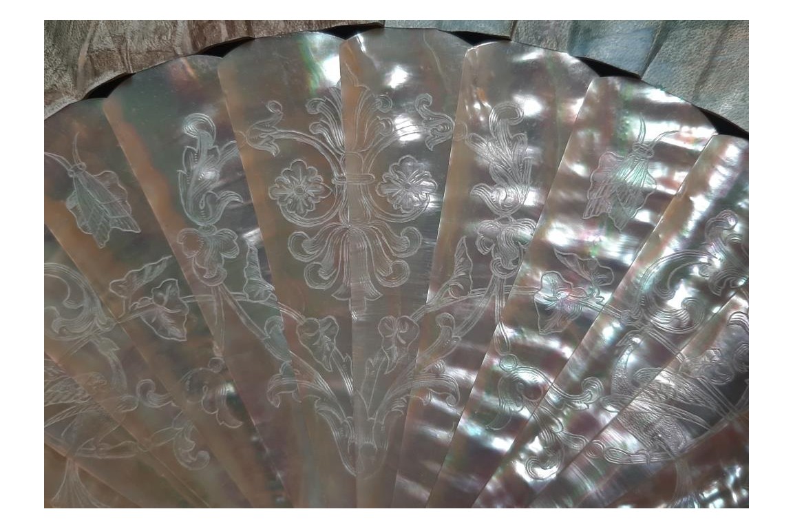 Faucon, L'amour vertueux et persévérant. Éventail de E. Prieur vers 1870-80