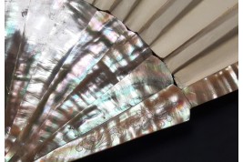 Faucon, L'amour vertueux et persévérant. Éventail de E. Prieur vers 1870-80