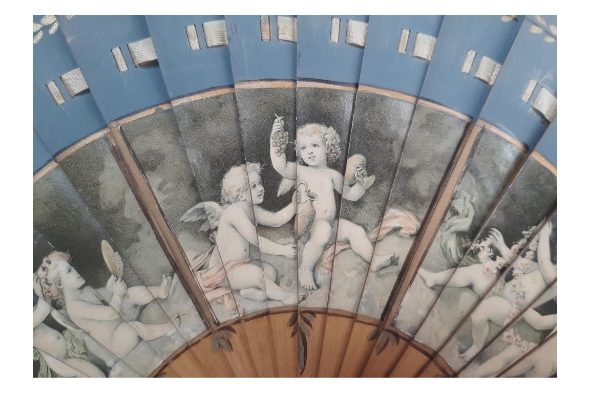 Kees, angels. Early 20th century fan
