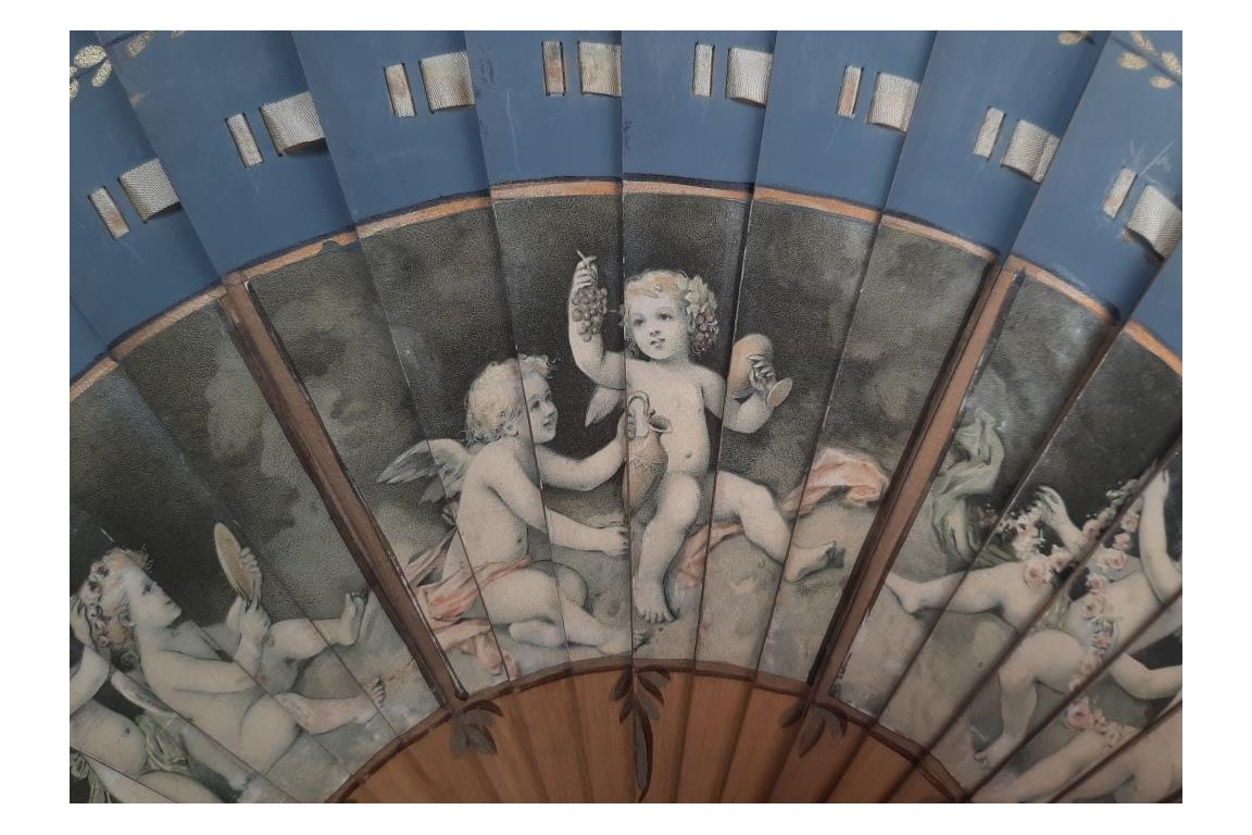 Kees, angels. Early 20th century fan