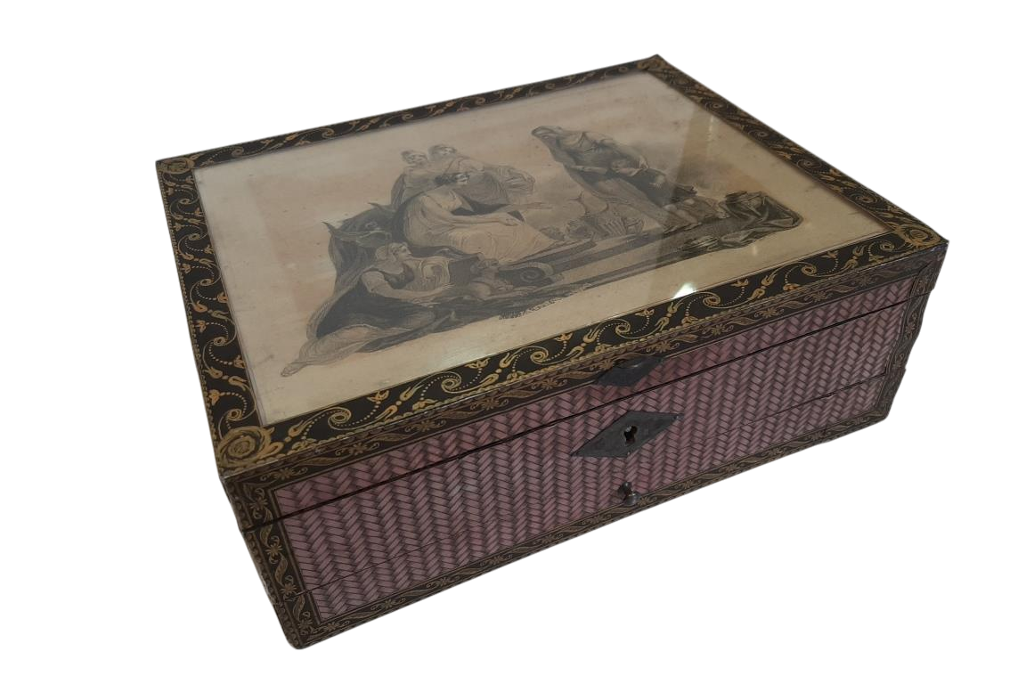 Coffret à ouvrage du papetier Lavallard, vers 1810