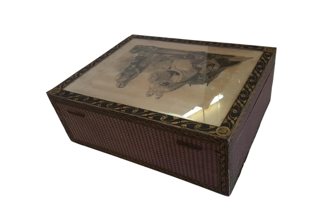 Sewing box by the paper merchant Lavallard, circa 1810