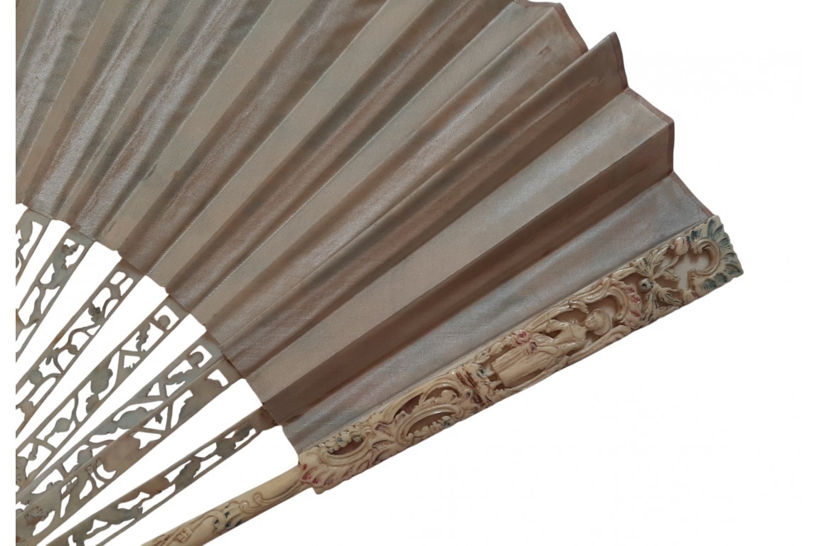 Boilermaker, fiddle, peepshowman... The street works, fan circa 1760