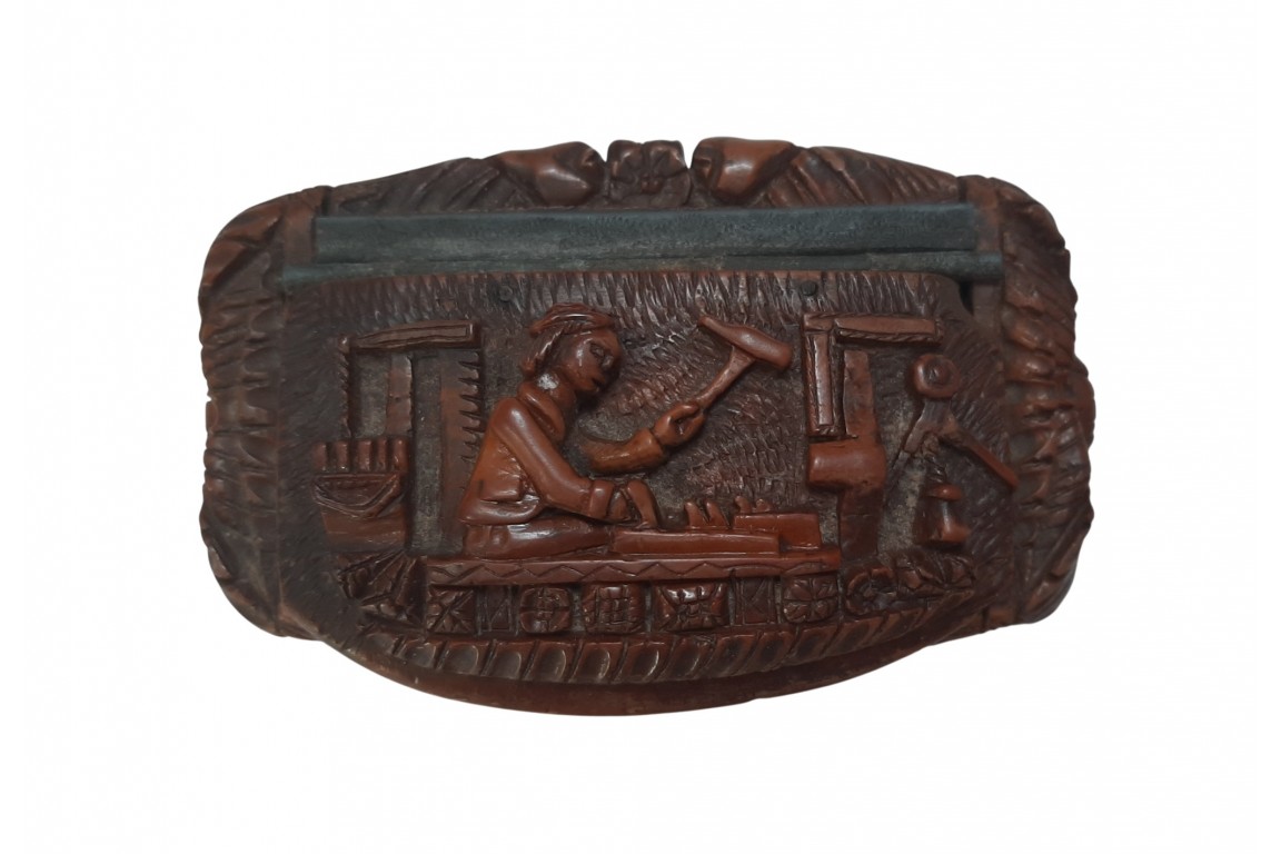 The carpenter, folk art snuffbox, early 19th century