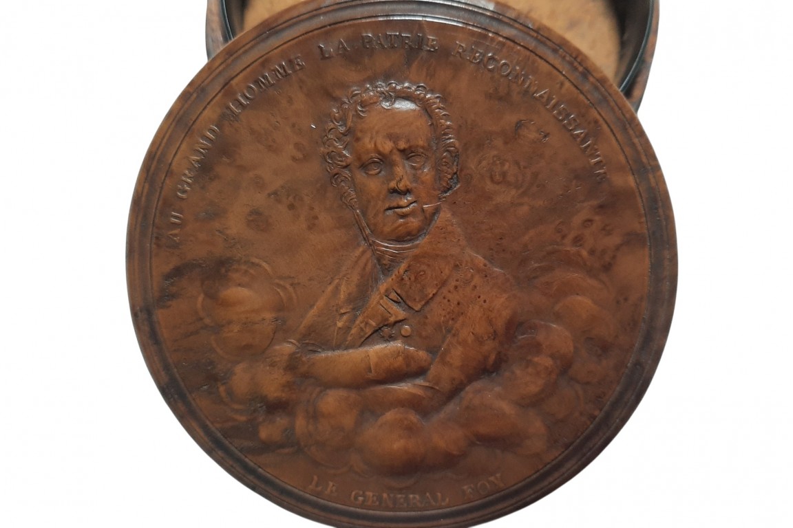 Tribute to General Foy, snuffbox, circa 1825