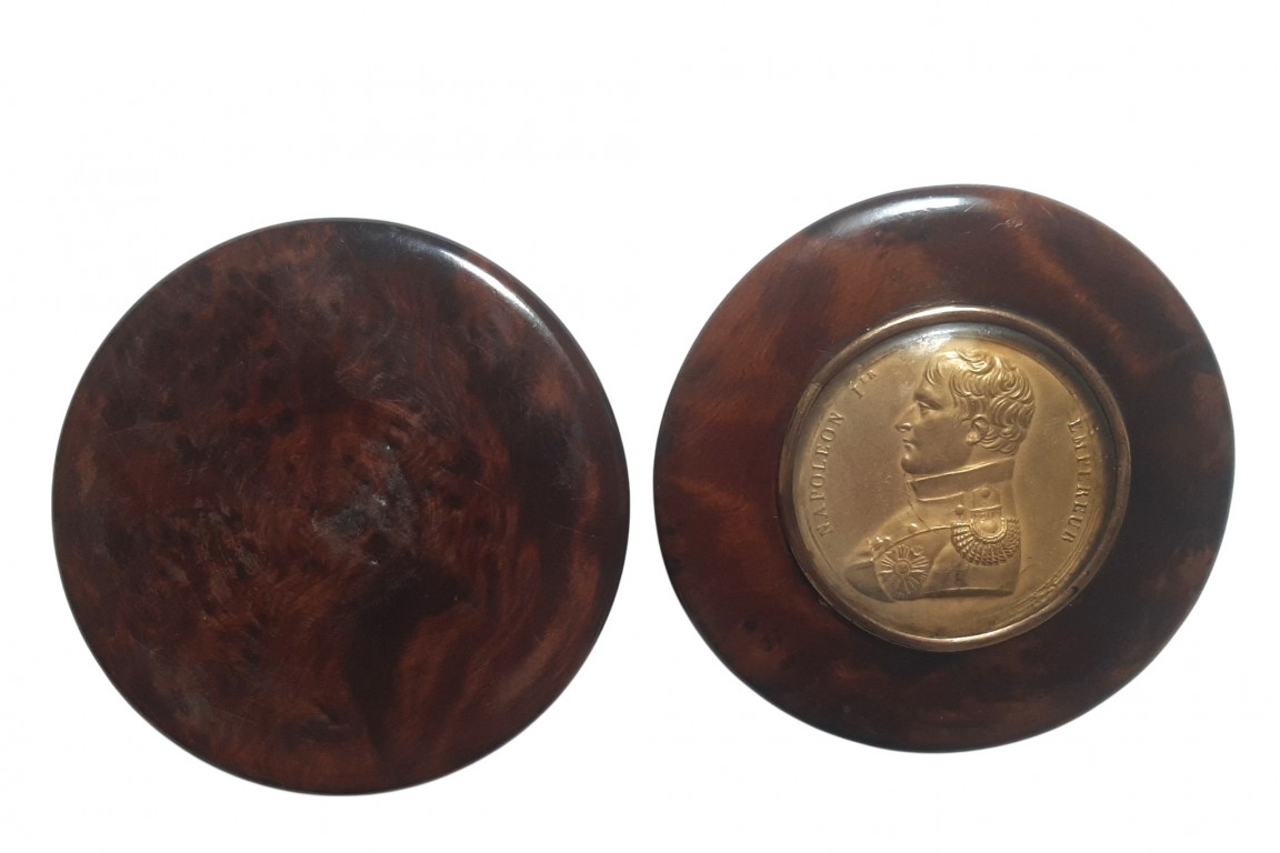 To the glory of Napoleon, snuffbox, circa 1810-1830