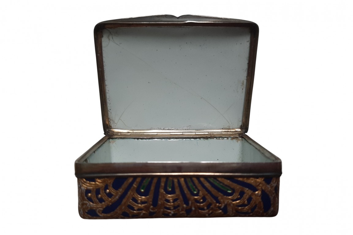 Blue and gold, 18 or 19th century box
