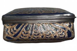 Blue and gold, 18 or 19th century box