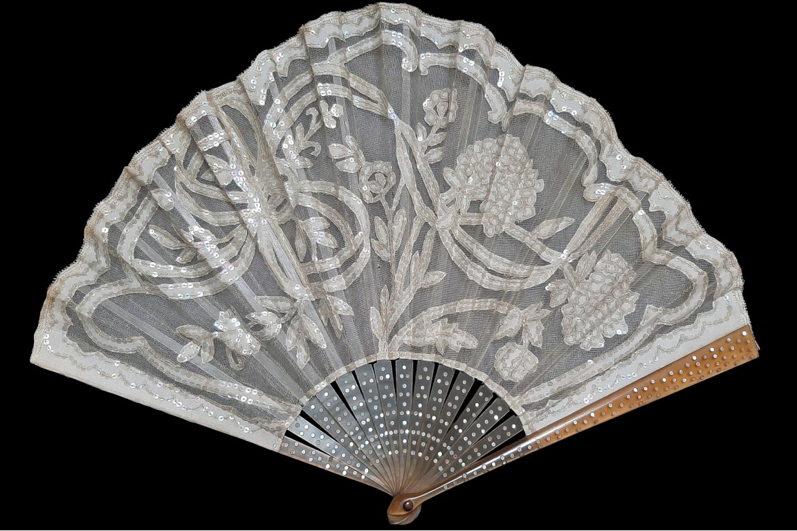 White flowers, art nouveau fan