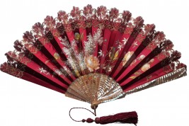 Fleurs rouges et or, éventail vers 1890