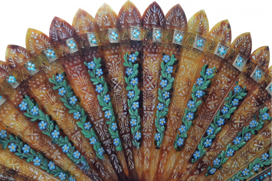 Turquoise forget-me-not, fan circa 1820-35