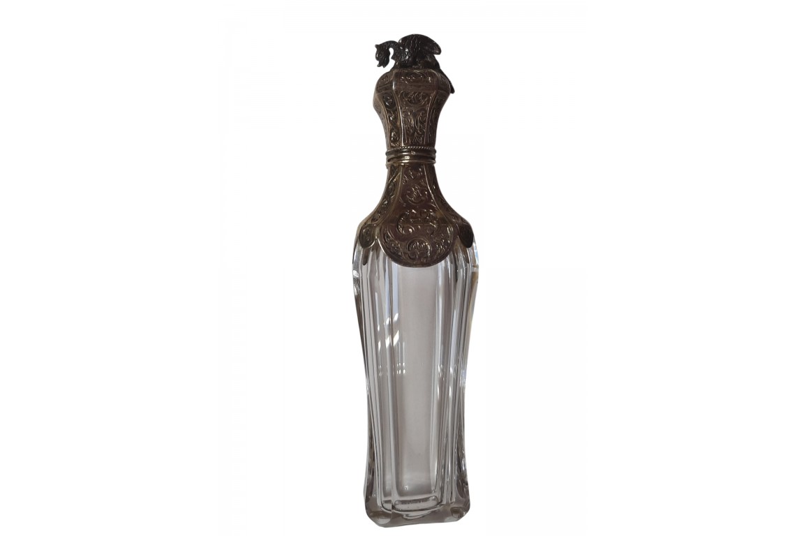 Flacon au dragon, vers 1840-50