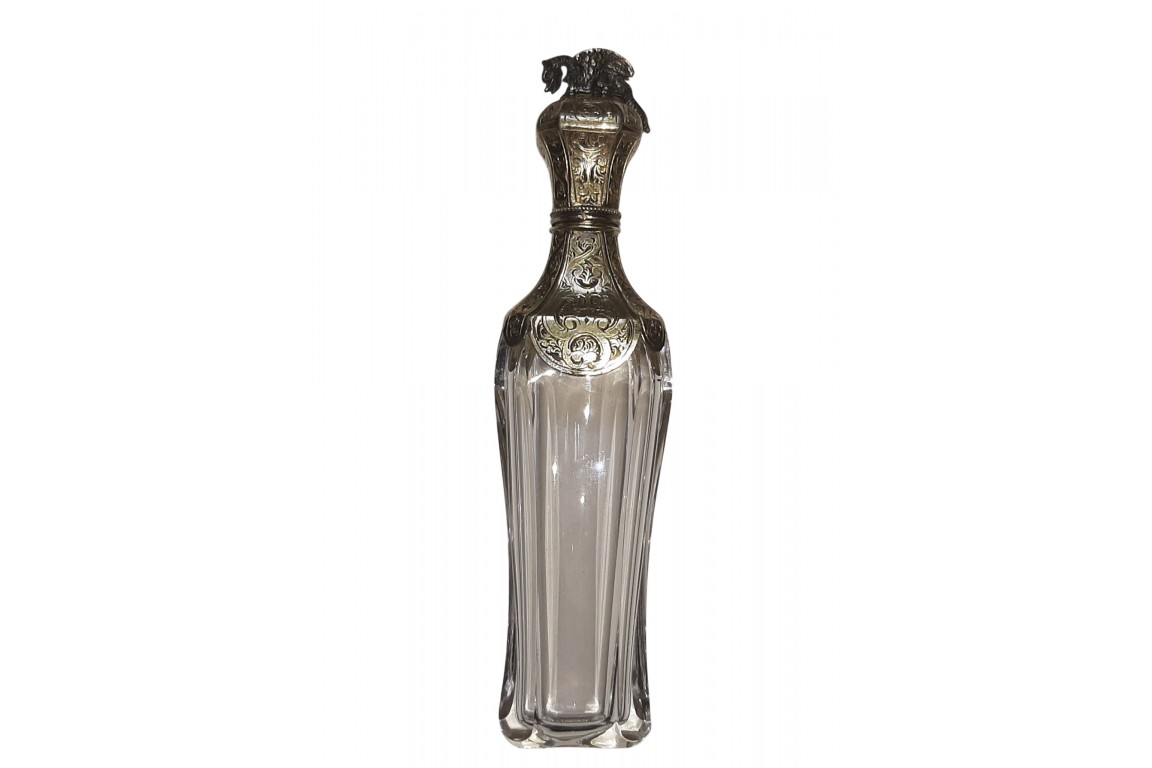 Flacon au dragon, vers 1840-50