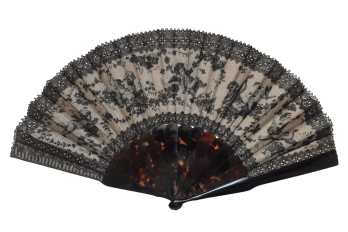 Lace Cupids, late 19th century fan