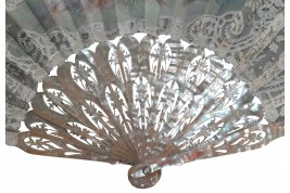 Little darlings, fan circa 1900